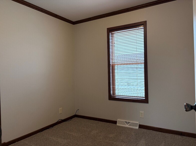 Building Photo - 2200 Winter Park Dr