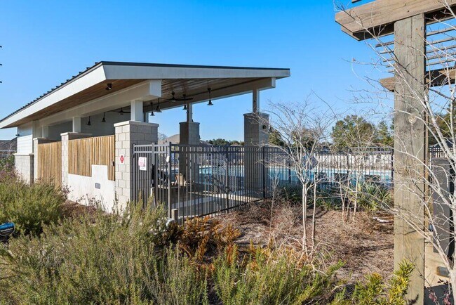Building Photo - 2840 Patriot Ridge Dr