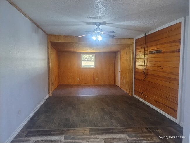 Building Photo - 855 Aldredge Cir