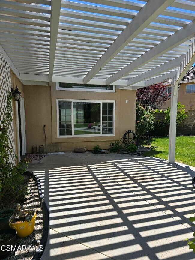 Building Photo - 3017 Klamath Ave