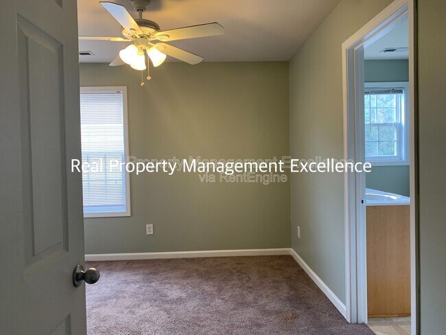 Building Photo - 3116 Guiding Light Rd