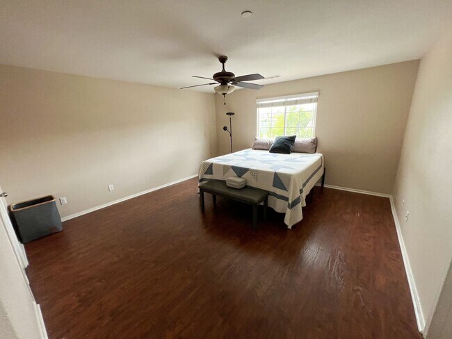 Building Photo - COMING SOON! Beautiful Redhawk home locate...