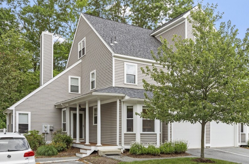 Primary Photo - 5 Maple Ridge Dr