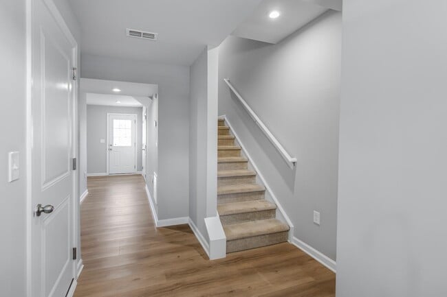 Building Photo - 1011 Chevy Park Lndg