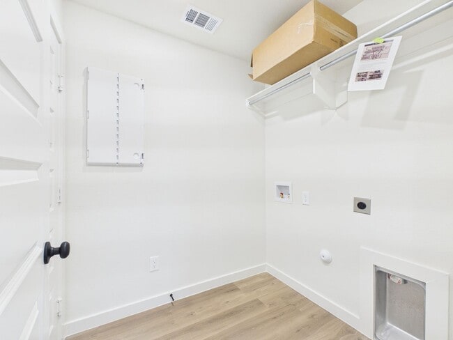 Building Photo - 2900 Haystack Wy