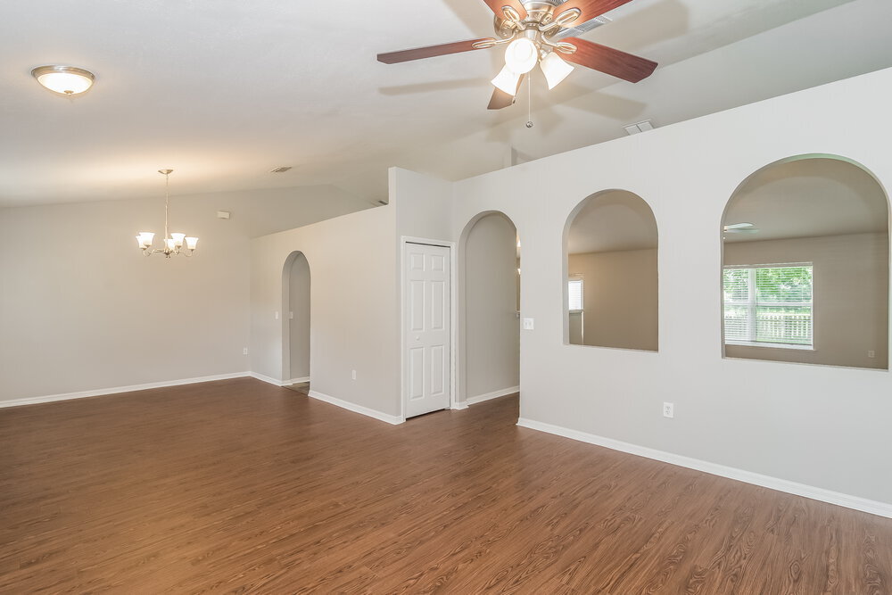 Building Photo - 12202 Glenn Hollow Dr