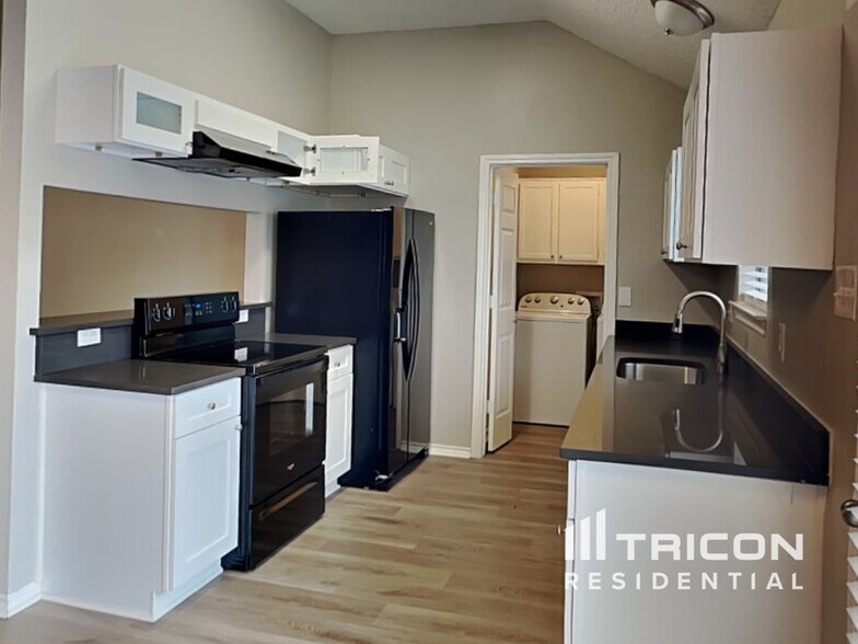 Building Photo - 815 Witherspoon Ct