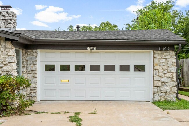 Building Photo - 8340 E 23rd St