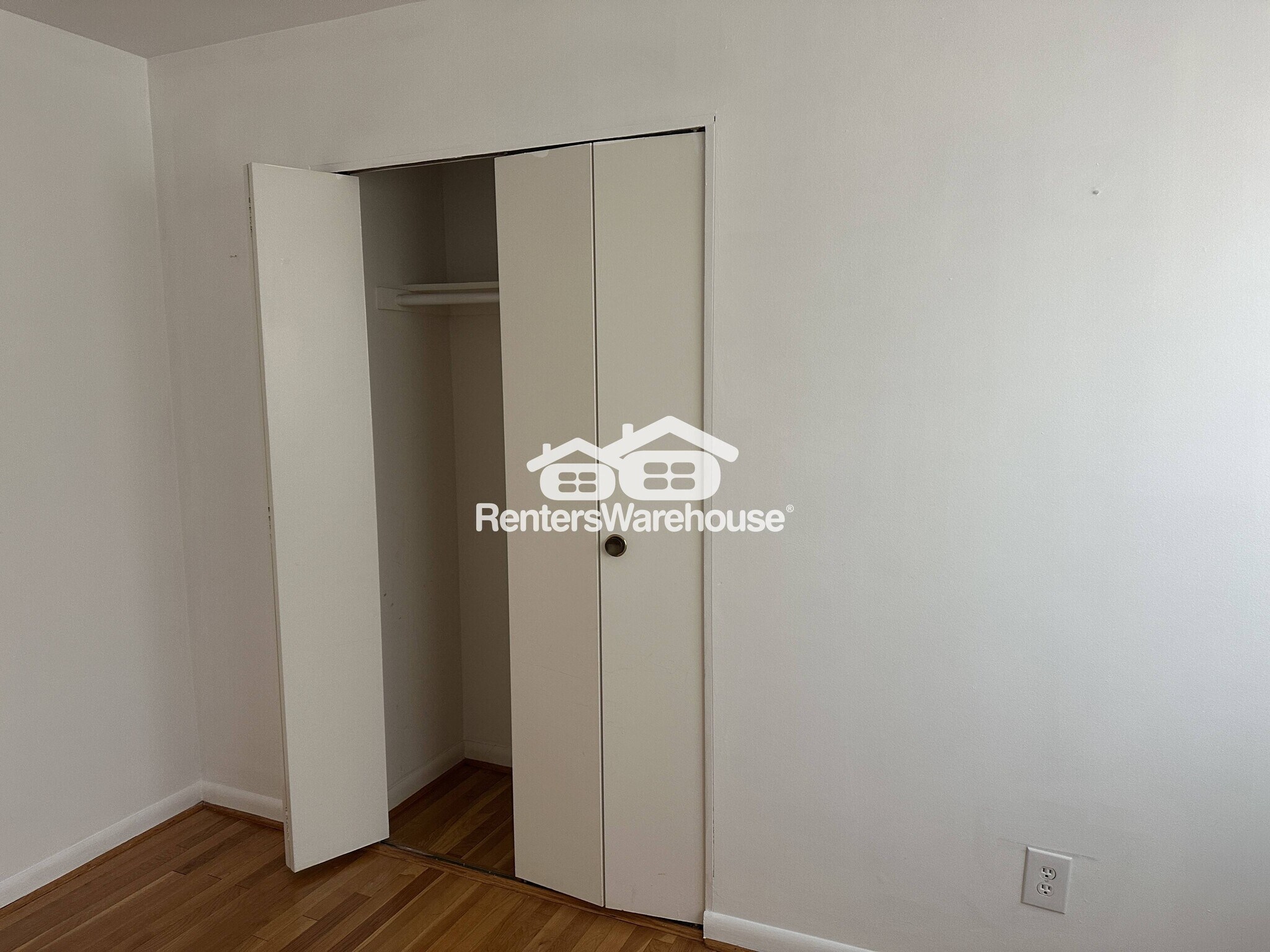 Building Photo - 1603 Charmuth Rd