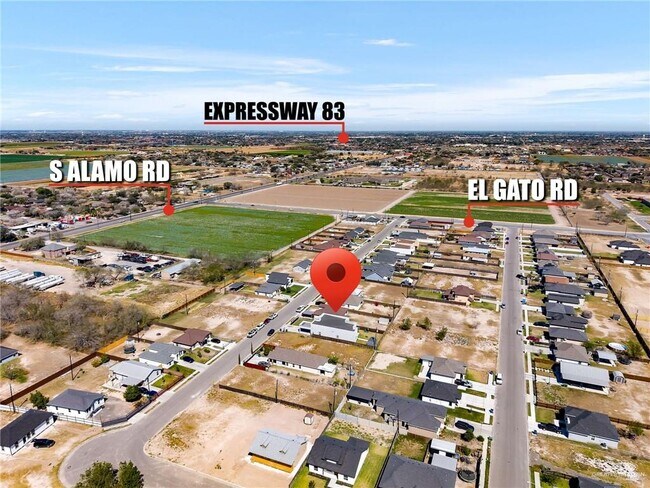 Building Photo - 21 Middle St