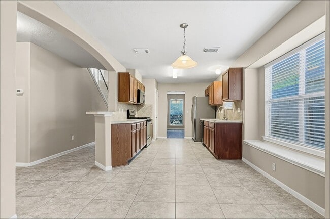 Building Photo - 15311 Forest Creek Farms Dr