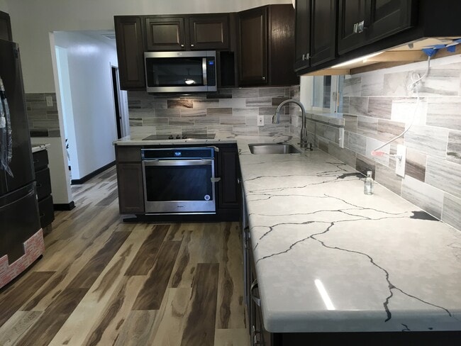 Building Photo - 4455 Singleton Rd