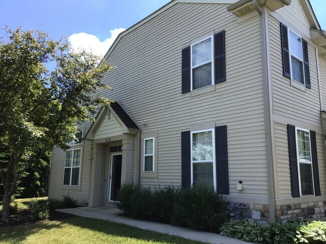 Building Photo - 762 Dillon Ct