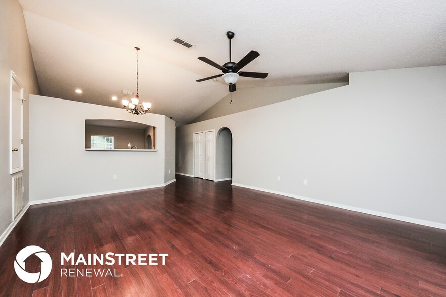 Building Photo - 346 Colonade Ct