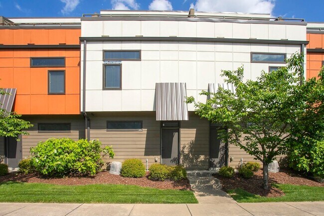 Building Photo - 1025 Dickerson Pike