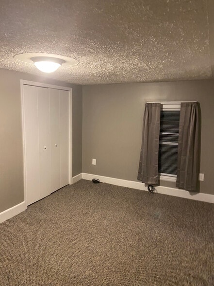 Building Photo - 1611 Electric St