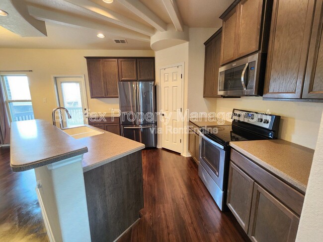 Building Photo - 11423 Sea Gull Ct