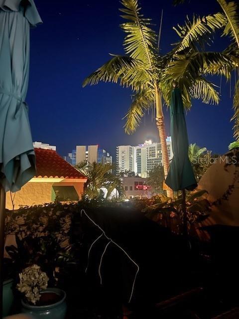 Building Photo - 200 Cocoanut Ave