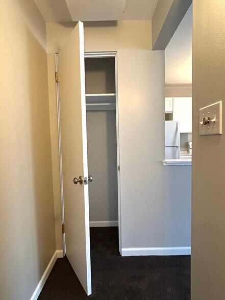 Hall Closet - 1344 E Sherwood Dr