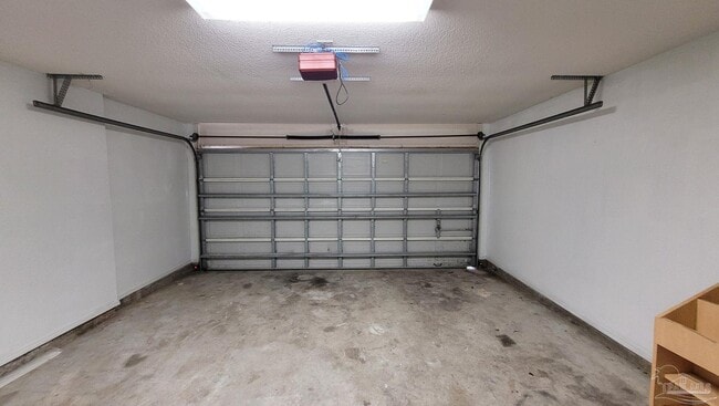 Building Photo - 2413 Redoubt Ave