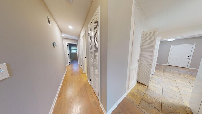 Building Photo - Shelton Woods Single Family