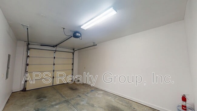 Building Photo - 378 Summergate Dr