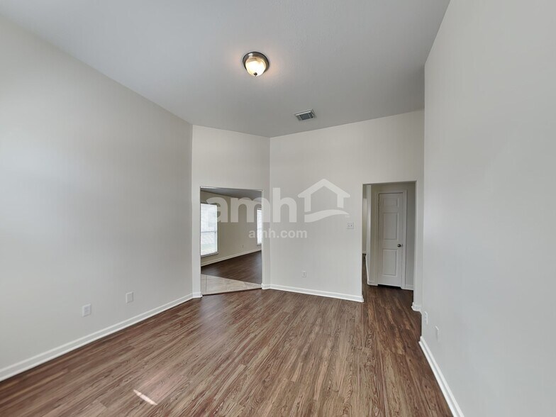 Building Photo - 15831 Aldridge Creek Ct
