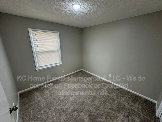 Building Photo - 1259 Petzold Dr