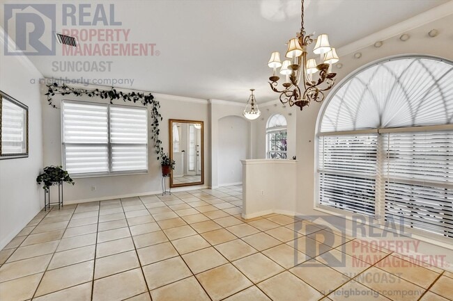 Building Photo - 8231 46th Ct E