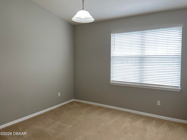 Building Photo - 830 Airport Rd