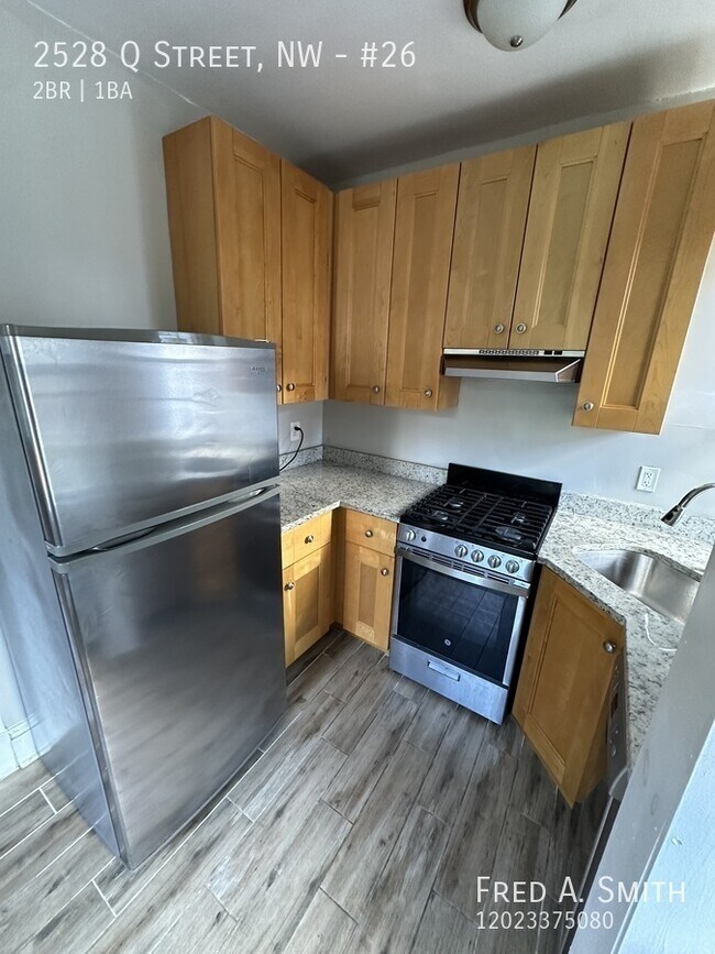 Building Photo - 2528 Q St NW