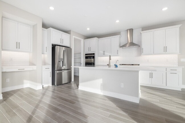 Building Photo - Estancia gated community 4-Bed Oasis with ...