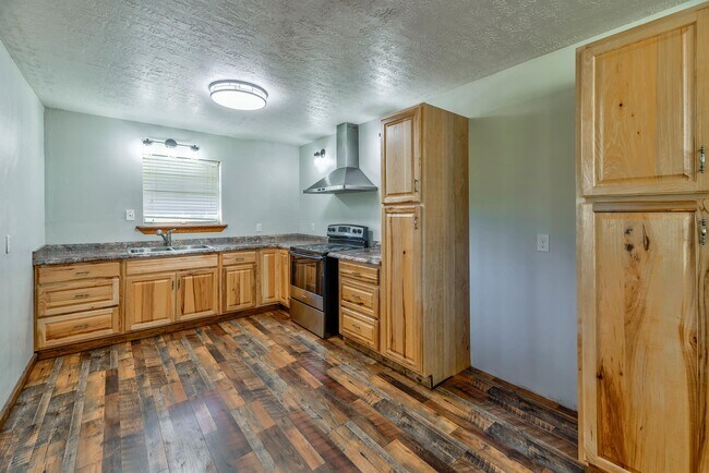 Building Photo - 11140 FM 256