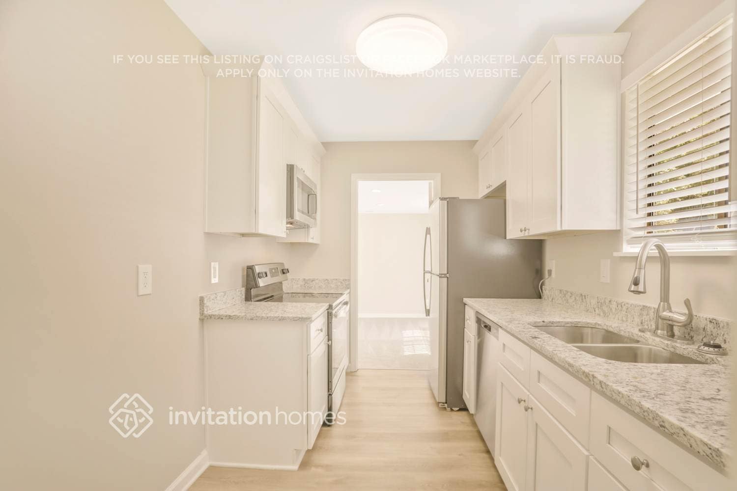 Building Photo - 6423 Van Eyck Way NW