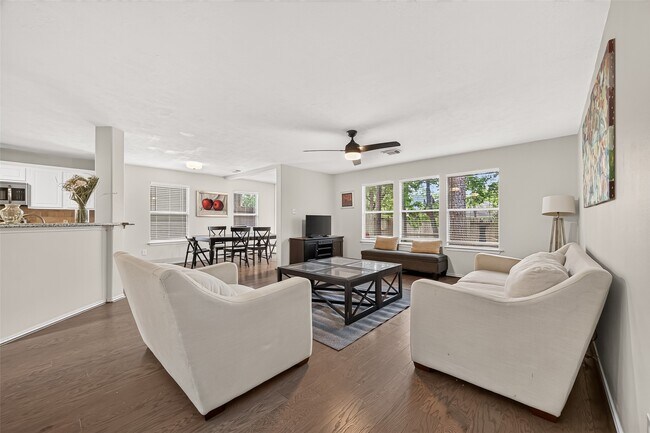 Building Photo - 202 N Vesper Bend Cir