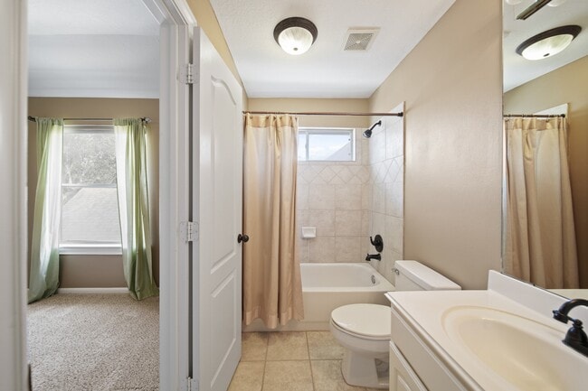 Building Photo - 5403 Indian Shores Ln