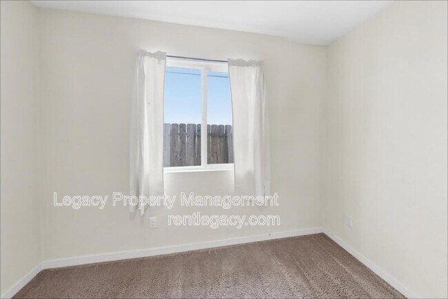 Building Photo - 4360 White Ash Ln