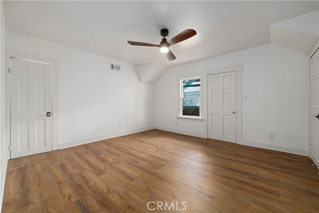 Building Photo - 326 Daisy Ave