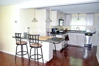 Building Photo - 26 Roberts Dr