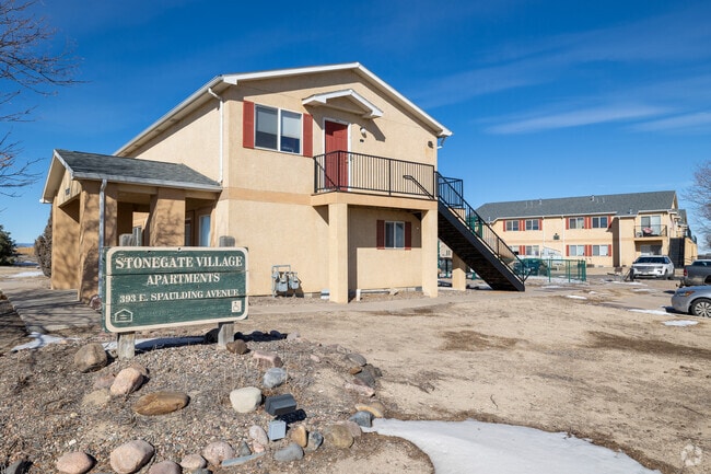 Building Photo - Stonegate Village Apartment Homes