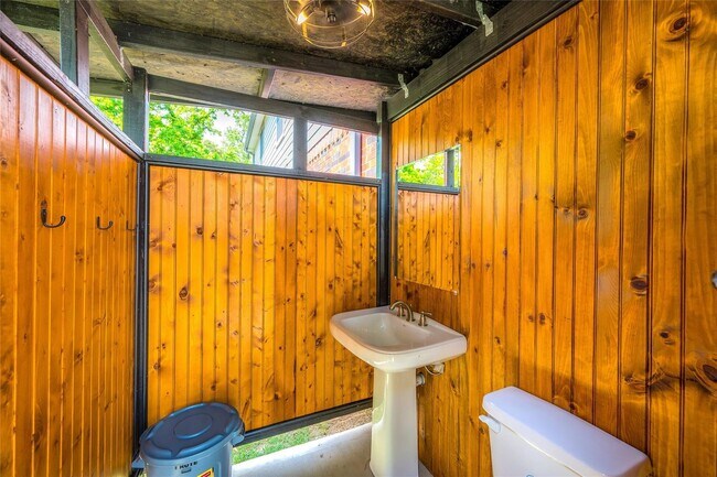 Building Photo - 29518 Timber Trail St