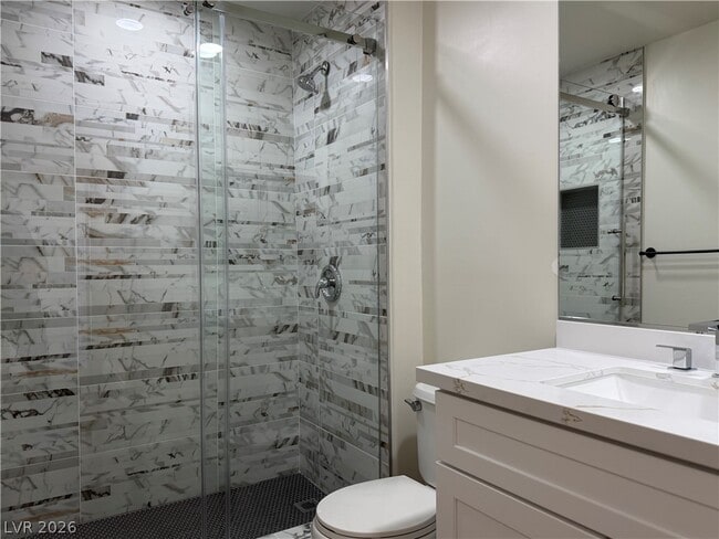 Building Photo - 458 Winthrop Pl