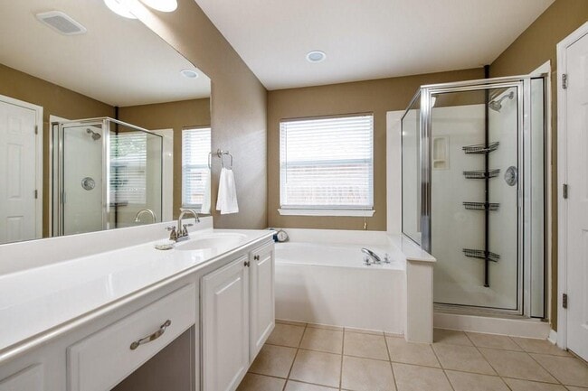 Building Photo - 2720 Granite Creek Dr