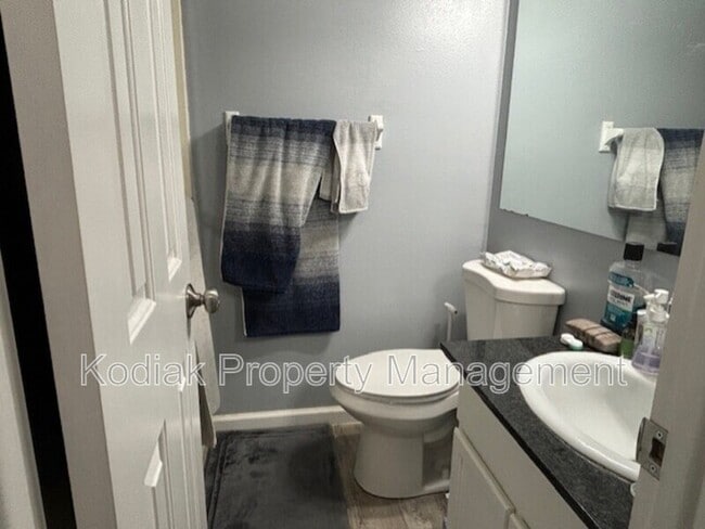 Building Photo - 9175 S Jefferson Pl