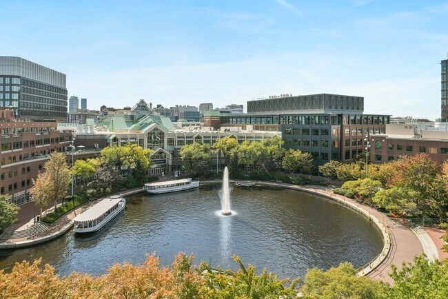 Building Photo - 4 Canal Park