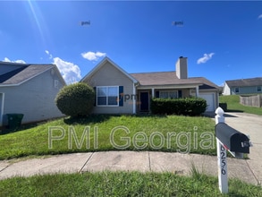 Building Photo - 6256 Serena Cv