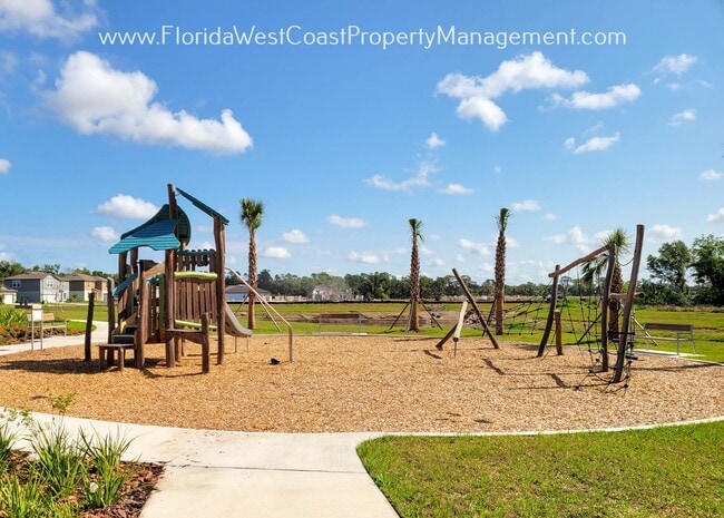 Building Photo - FANTASTIC 5 BEDROOM/ 3 BATH HOME in PARRISH! ISLES AT BAYVIEW! SUPER AMENITIES!
