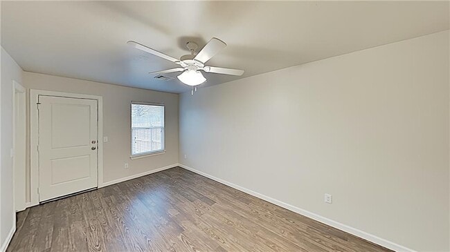 Building Photo - 4902 Avion Ct