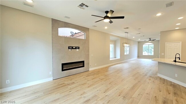 Building Photo - 1948 Kachina Mountain Dr