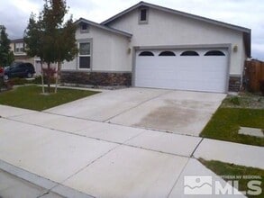 Building Photo - 8930 Silverkist Dr